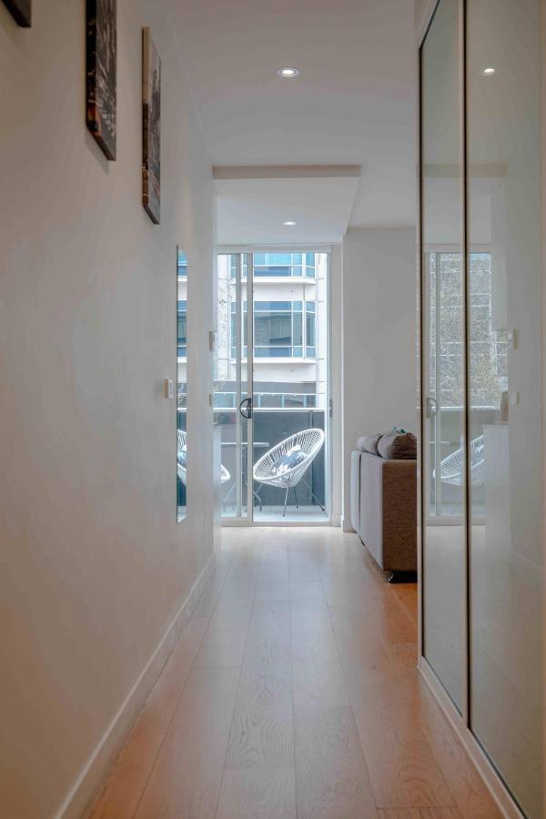 Absolute Collins Apartments Melbourne City Exterior foto