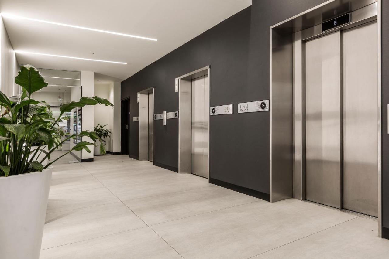 Absolute Collins Apartments Melbourne City Exterior foto